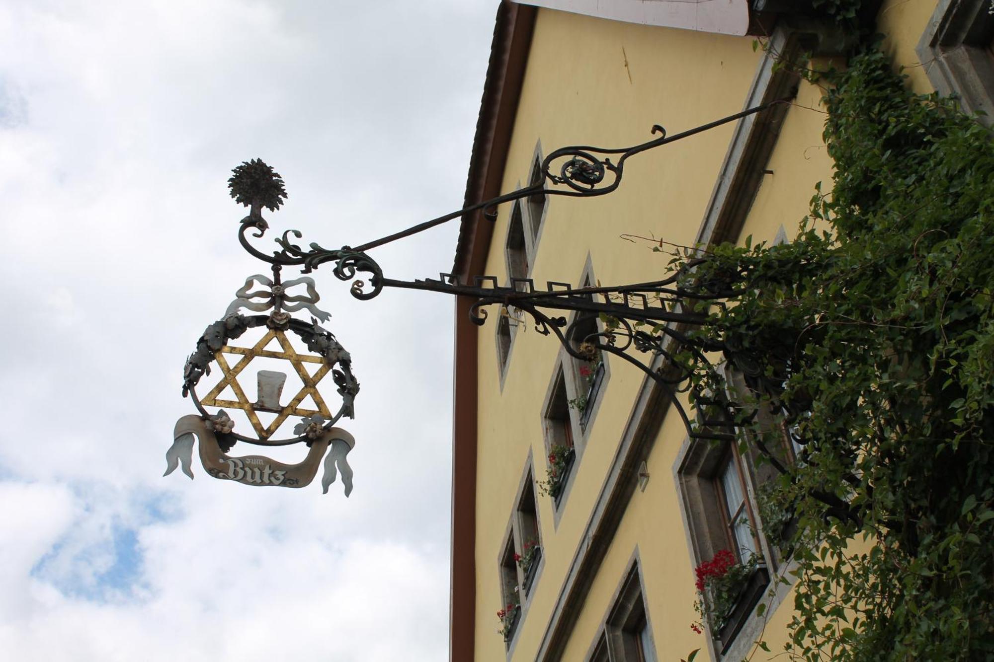 Gasthof Butz Ротенбург-на-Таубере Экстерьер фото